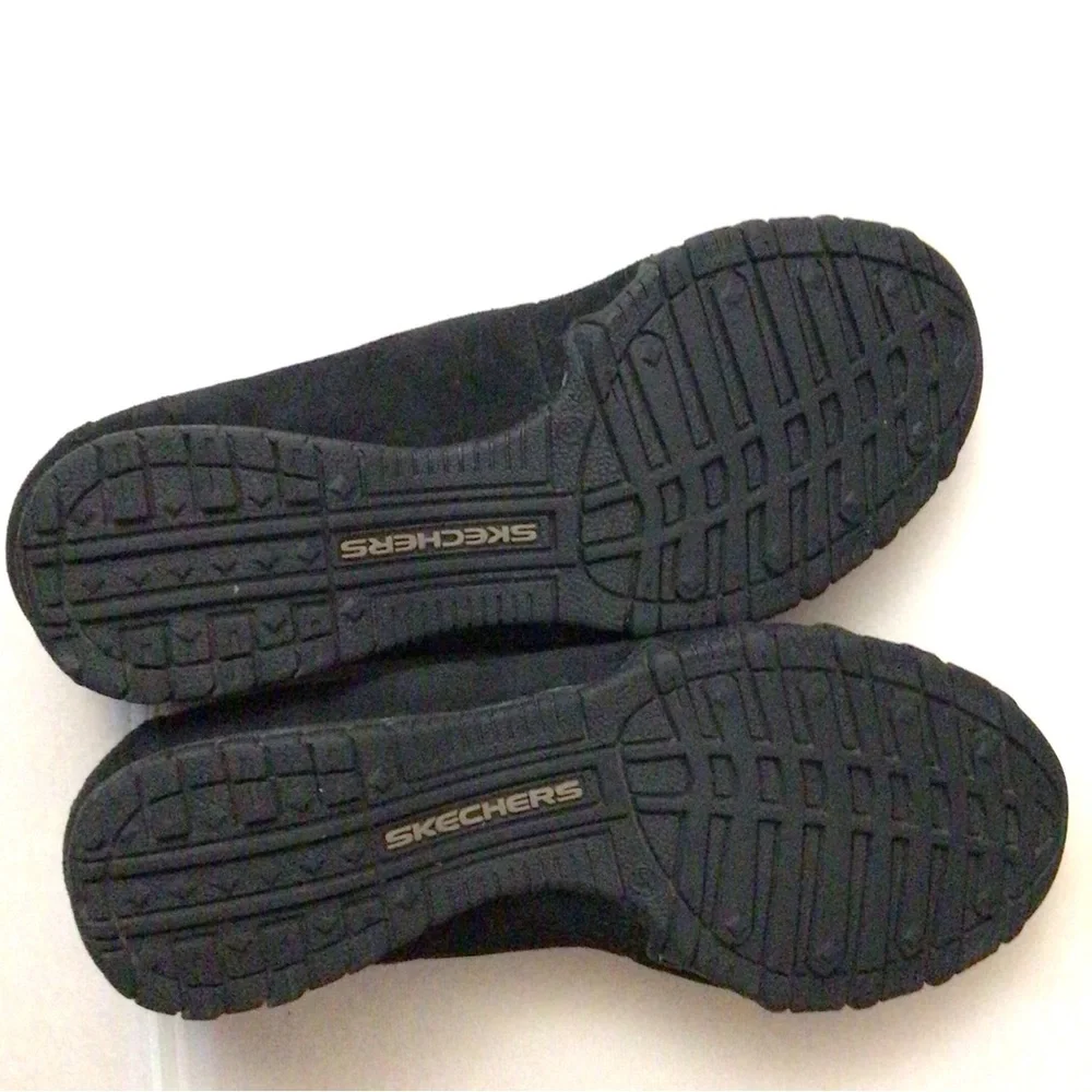 -Sketchers Black Leather loafers size 8, used in good condition, memory foam - Picture 4 of 4